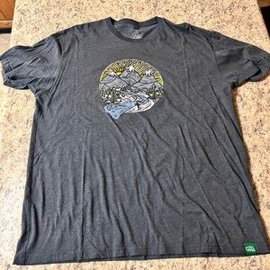 Wild Tribute my sanctuary mountain tree nature hiking Gray Graphic T-Shirt